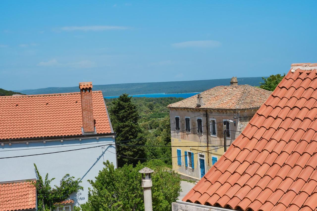 Apartment Kaleta Sveti Jakov Exterior photo